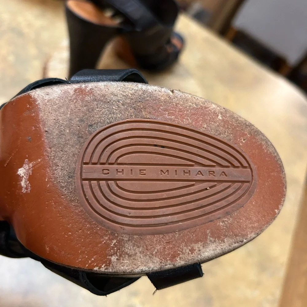 Designer Chie Mihara Black Women's Heeled Sandals - Picture 9 of 11